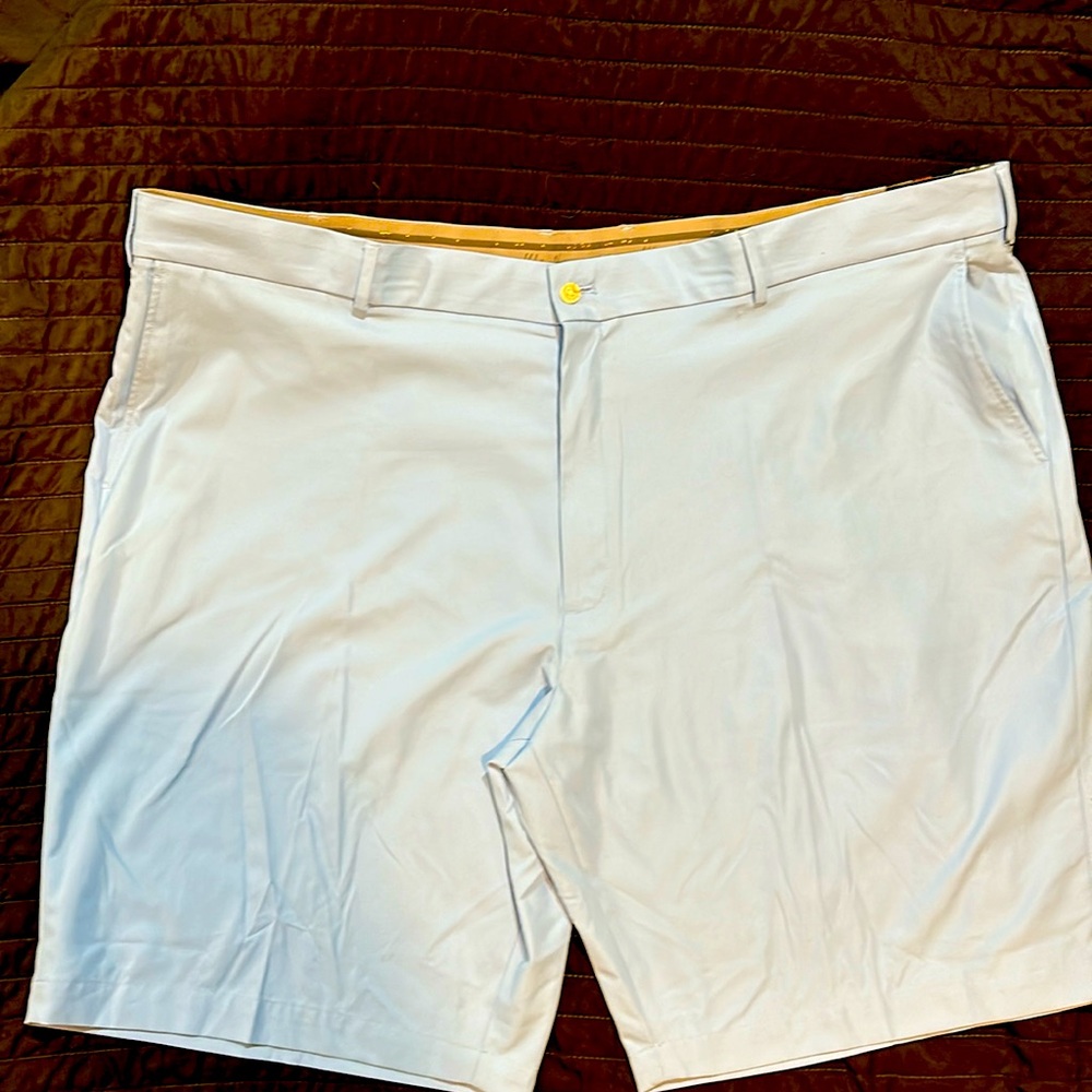 Men’s shorts by Walter Hagen new with tags